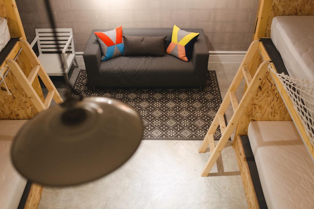 Oneday Hostel Sukhumvit 26 Bangkok Esterno foto