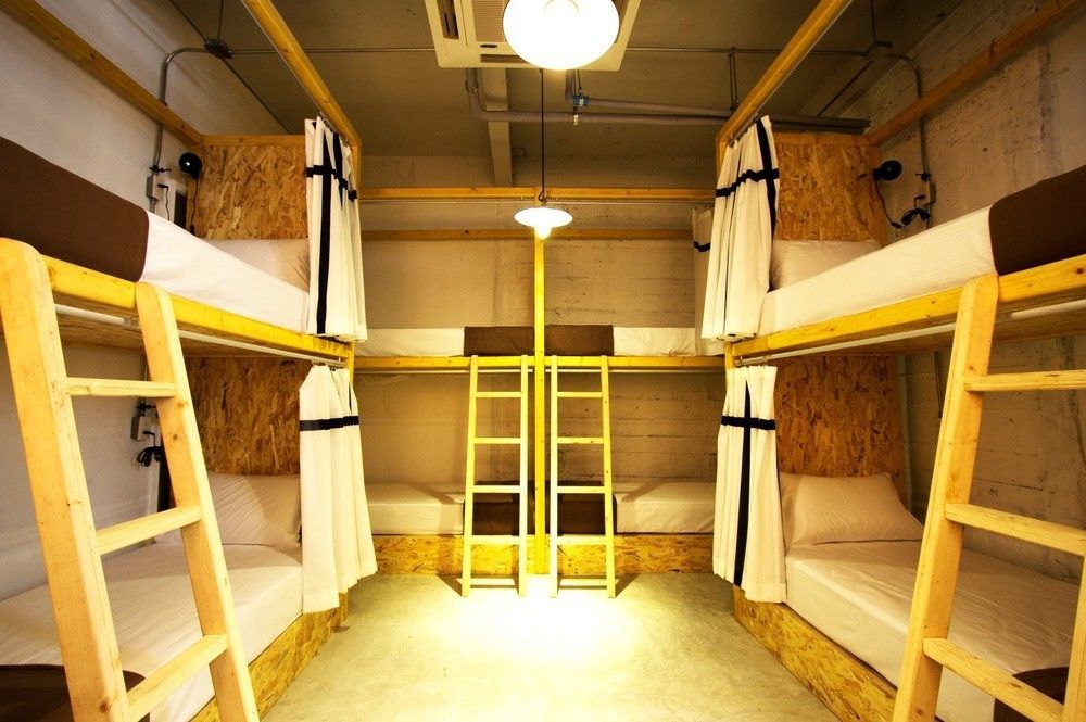 Oneday Hostel Sukhumvit 26 Bangkok Esterno foto