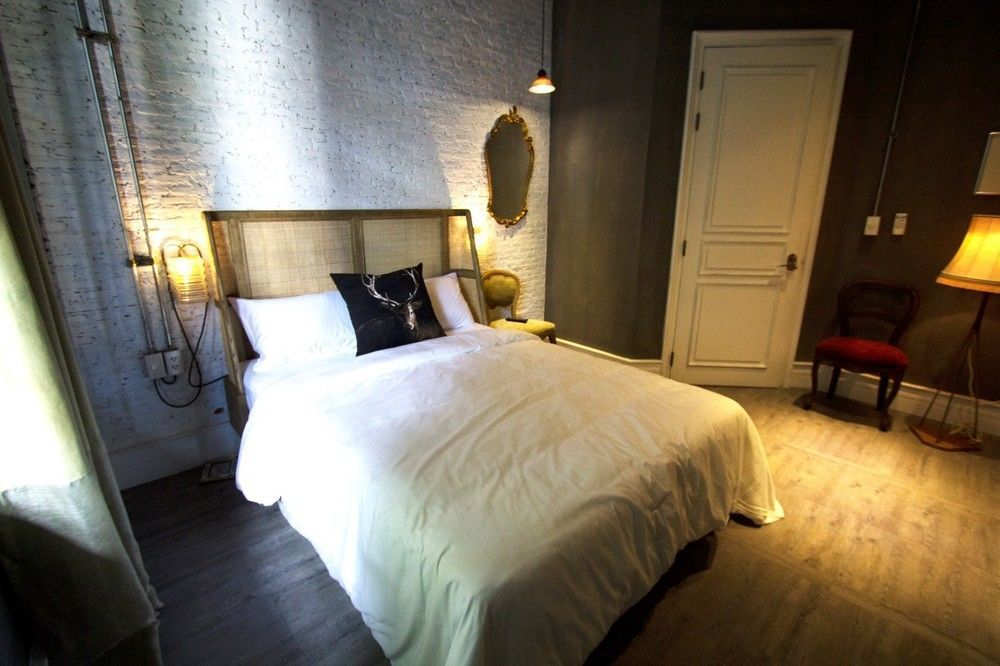 Oneday Hostel Sukhumvit 26 Bangkok Esterno foto